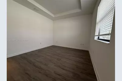 10606 W 33rd Way #10606, Hialeah, FL 33018 - Photo 19