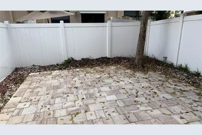 9213 W 33rd Way, Hialeah, FL 33018 - Photo 19