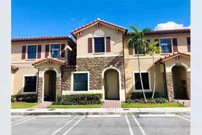 9213 W 33rd Way, Hialeah, FL 33018 - Photo 1