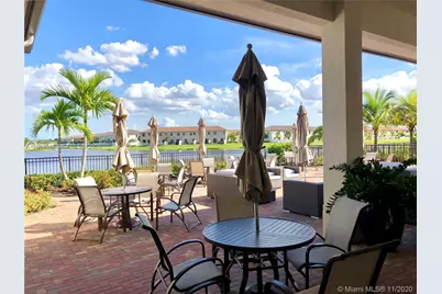 9213 W 33rd Way, Hialeah, FL 33018 - Photo 23