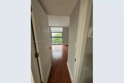 911 E Ponce De Leon Blvd #504, Coral Gables, FL 33134 - Photo 15