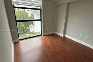 911 E Ponce De Leon Blvd, Coral Gables, FL 33134 - Photo 7