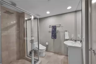 1800 S Ocean Dr, Hallandale Beach, FL 33009 - Photo 23