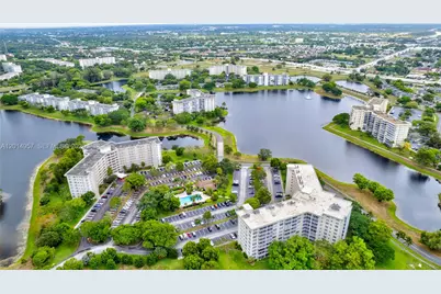3091 N Course Dr #702, Pompano Beach, FL 33069 - Photo 29