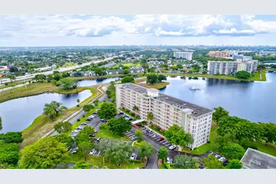 3091 N Course Dr #702, Pompano Beach, FL 33069 - Photo 9