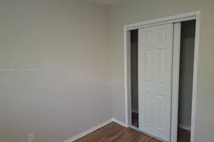 13035 Emerald Dr, North Miami, FL 33181 - Photo 11
