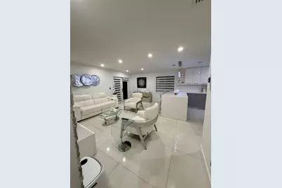 19527 NW 50th Ct, Miami Gardens, FL 33055 - Photo 5