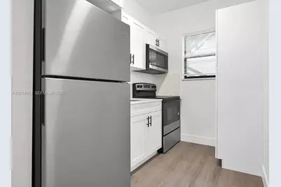 638 SW 21st Ave #1, Miami, FL 33135 - Photo 7