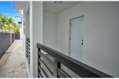 638 SW 21st Ave #1, Miami, FL 33135 - Photo 5