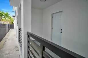 638 SW 21st Ave, Miami, FL 33135 - Photo 5