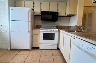 142 NW 60th Ave, Margate, FL 33063 - Photo 3