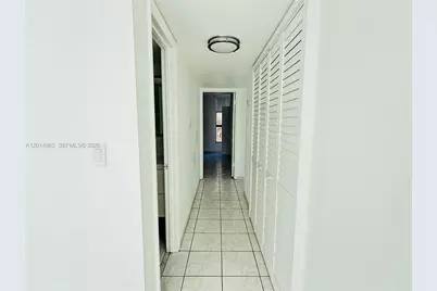 9440 W Flagler St #305, Miami, FL 33174 - Photo 11