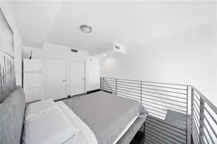 60 SW 13th St, Miami, FL 33130 - Photo 15
