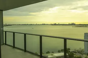 650 NE 32nd St, Miami, FL 33137 - Photo 13