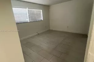 15609 SW 73rd Cir Terrace, Miami, FL 33193 - Photo 3