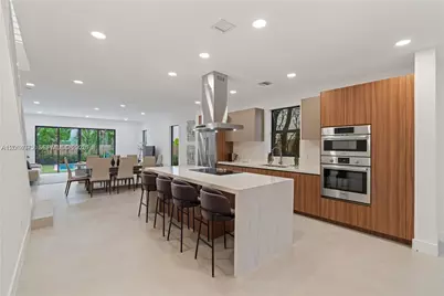909 NE 16th Ave, Fort Lauderdale, FL 33304 - Photo 1