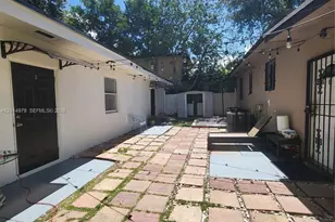 315 NW 59th St, Miami, FL 33127 - Photo 13