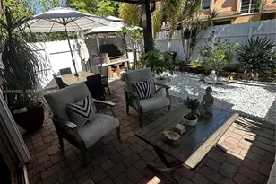 8211 NW 191st Ln, Hialeah, FL 33015 - Photo 25