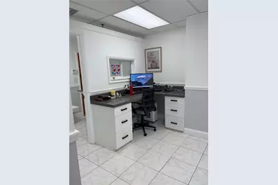 2100 W 76th St #407, Hialeah, FL 33016 - Photo 3