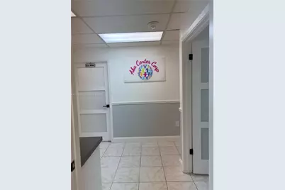 2100 W 76th St #407, Hialeah, FL 33016 - Photo 5