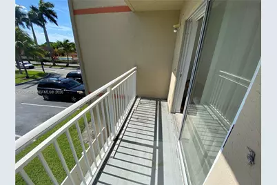 18820 NW 57th Ave #203, Hialeah, FL 33015 - Photo 37