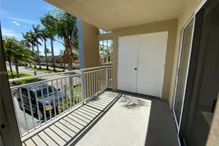 18820 NW 57th Ave, Hialeah, FL 33015 - Photo 43