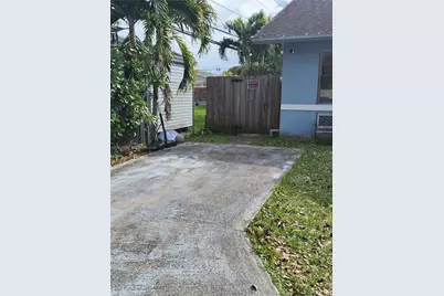 10332 SW 211th St #0, Cutler Bay, FL 33189 - Photo 7