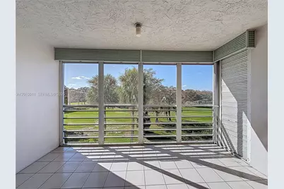 605 Oaks Dr #405, Pompano Beach, FL 33069 - Photo 25