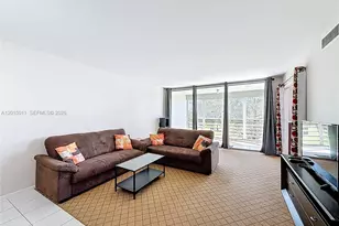 605 Oaks Dr, Pompano Beach, FL 33069 - Photo 15