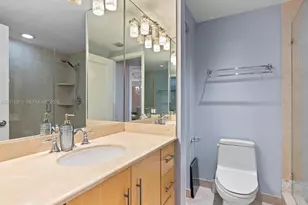 701 Brickell Key Blvd, Miami, FL 33131 - Photo 21