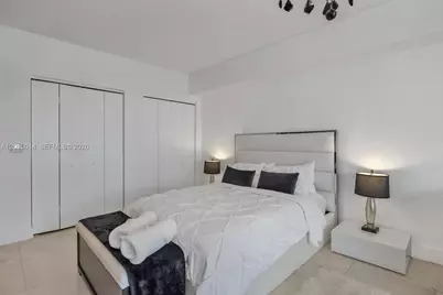 475 Brickell Ave #2610, Miami, FL 33131 - Photo 9