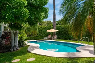 363 S Hibiscus Dr, Miami Beach, FL 33139 - Photo 1