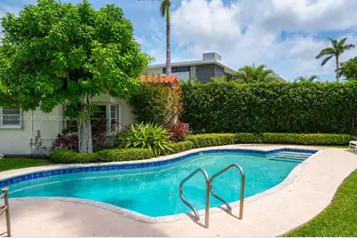 363 S Hibiscus Dr, Miami Beach, FL 33139 - Photo 5