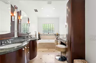 363 S Hibiscus Dr, Miami Beach, FL 33139 - Photo 21