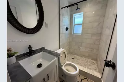 1239 NE 15th Ave #1, Fort Lauderdale, FL 33304 - Photo 5