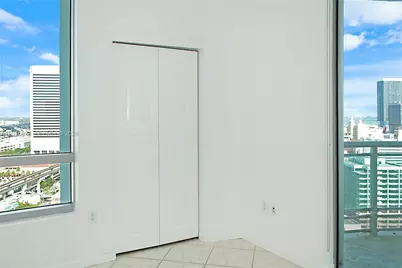 350 S Miami Ave #2713, Miami, FL 33130 - Photo 33