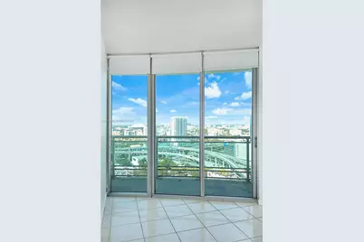 350 S Miami Ave #2713, Miami, FL 33130 - Photo 17