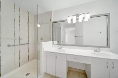 941 Briar Ridge Rd, Weston, FL 33327 - Photo 17