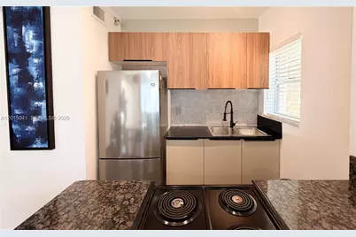 [Address not provided], Miami Beach, FL 33139 - Photo 9