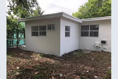 166 NW 68th Ter #166, Miami, FL 33150 - Photo 3