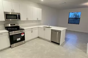 23047 SW 131st Ave, Miami, FL 33170 - Photo 3