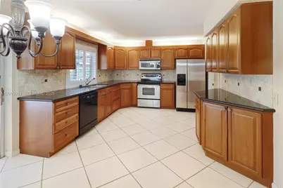 8504 NW 3rd St, Coral Springs, FL 33071 - Photo 13