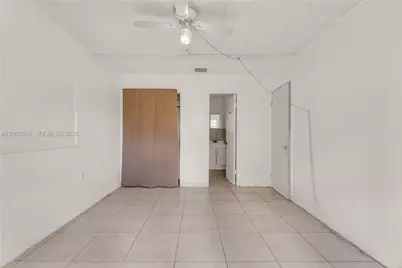 2005 NW 11th Ave, Fort Lauderdale, FL 33311 - Photo 13