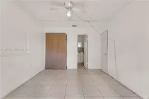 2005 NW 11th Ave, Fort Lauderdale, FL 33311 - Photo 13
