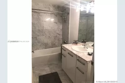 253 NE 2nd St #312, Miami, FL 33132 - Photo 7