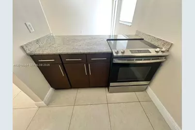 685 NE 85th St #8, Miami, FL 33138 - Photo 3