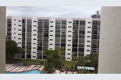 16909 N Bay Rd #914, Sunny Isles Beach, FL 33160 - Photo 1