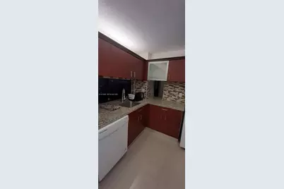 16909 N Bay Rd #914, Sunny Isles Beach, FL 33160 - Photo 11