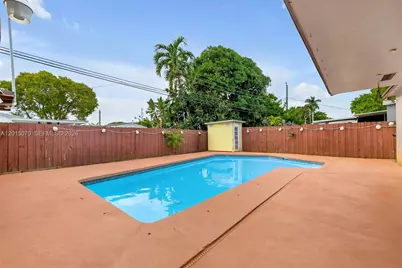 1820 N 27th Ave, Hollywood, FL 33020 - Photo 29