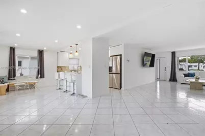 9011 NW 15th Pl, Plantation, FL 33322 - Photo 7